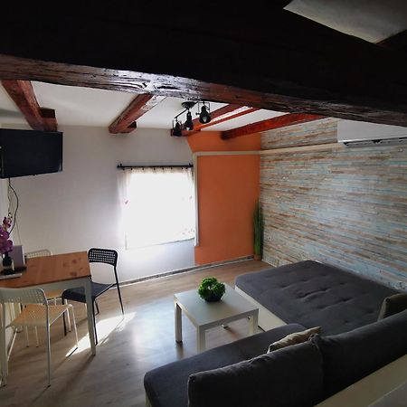Attica Apartment PUY Eksteriør bilde
